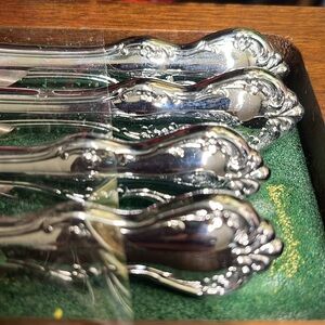 Vintage Carvel Hall Knife 8